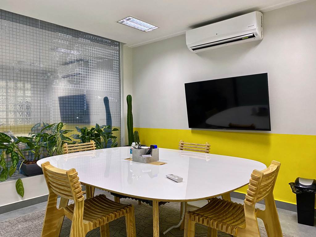 Sala Linha Amarela