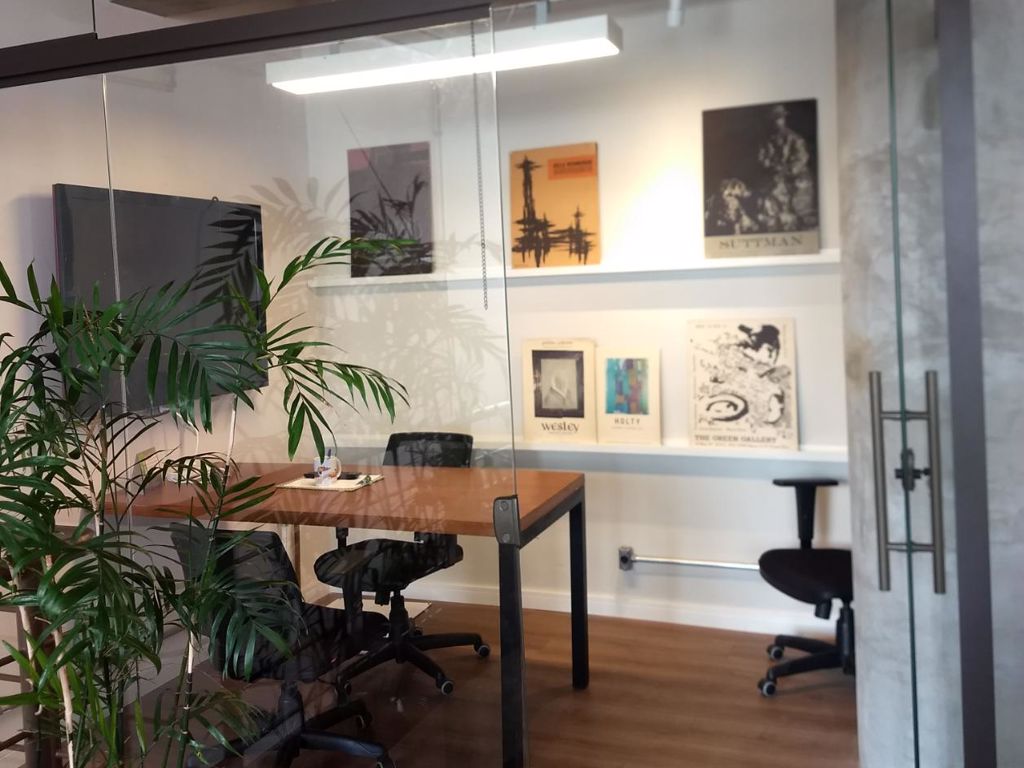 Sala de reunião (até 5 convidados)