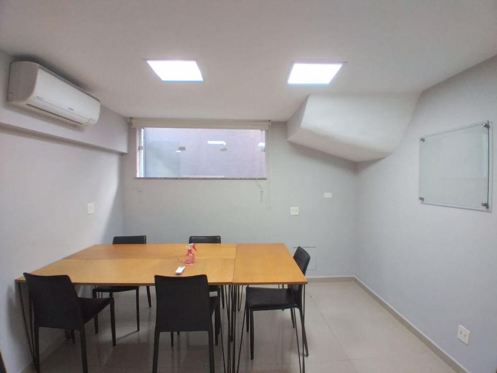 Sala de reunião 02