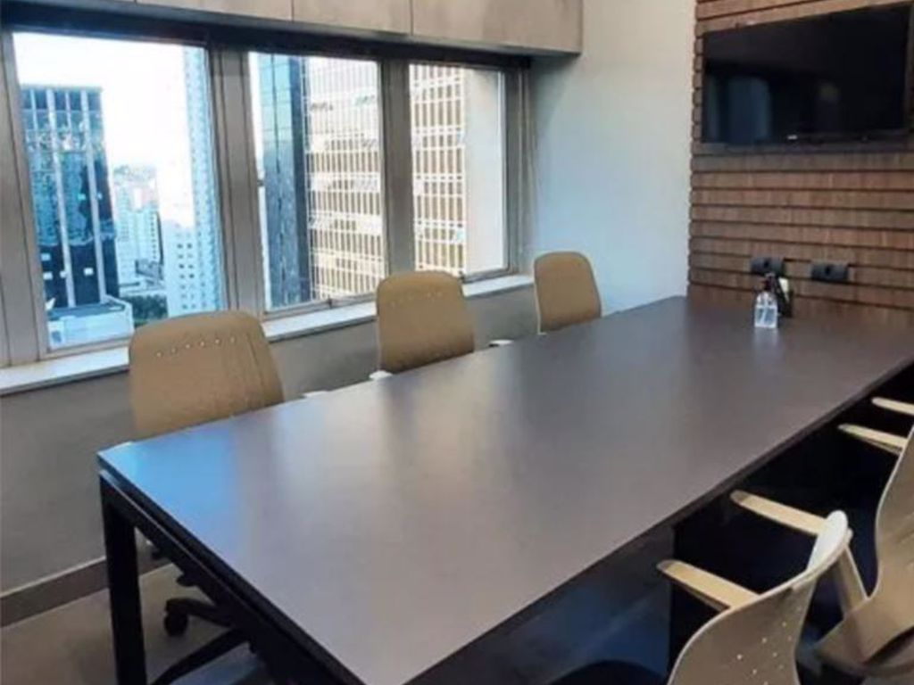 Sala privativa para 05 pessoas