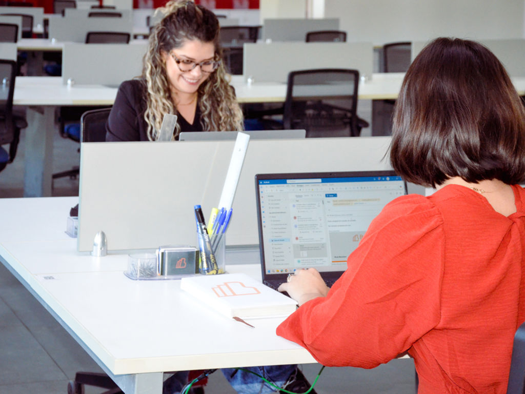 Posição de Trabalho em Sala Compartilhada 