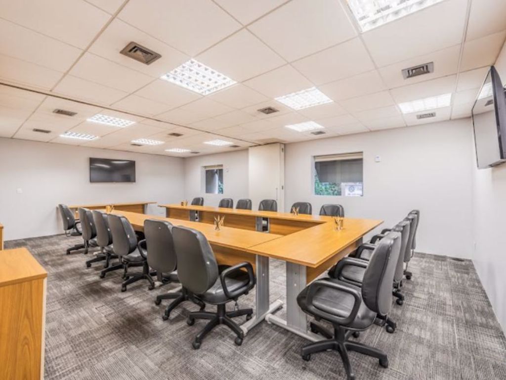 Sala de Treinamento - 20 Pessoas