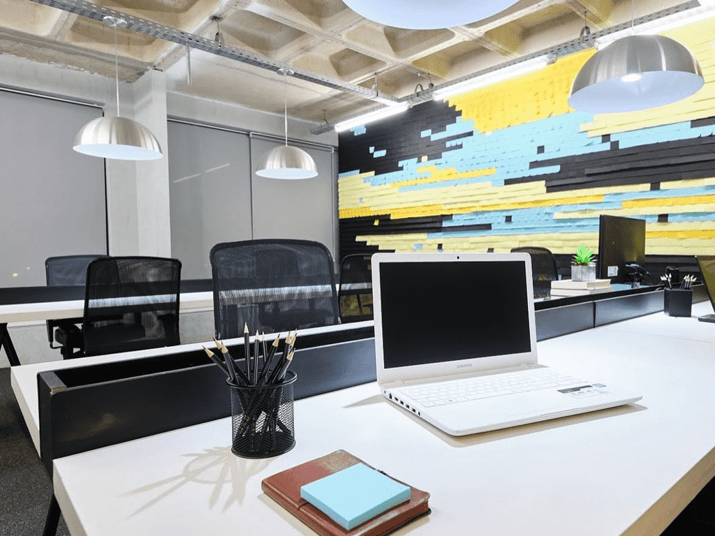 Diária em Coworking (espaço compartilhado)