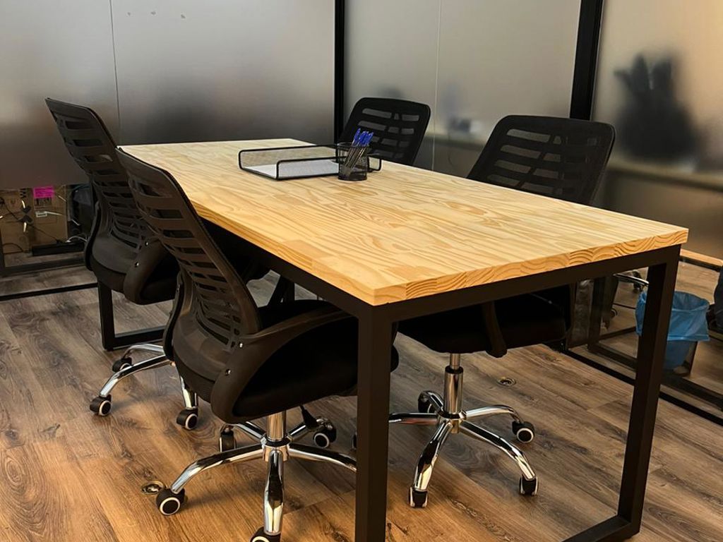 Sala de Reunião 6 pessoas