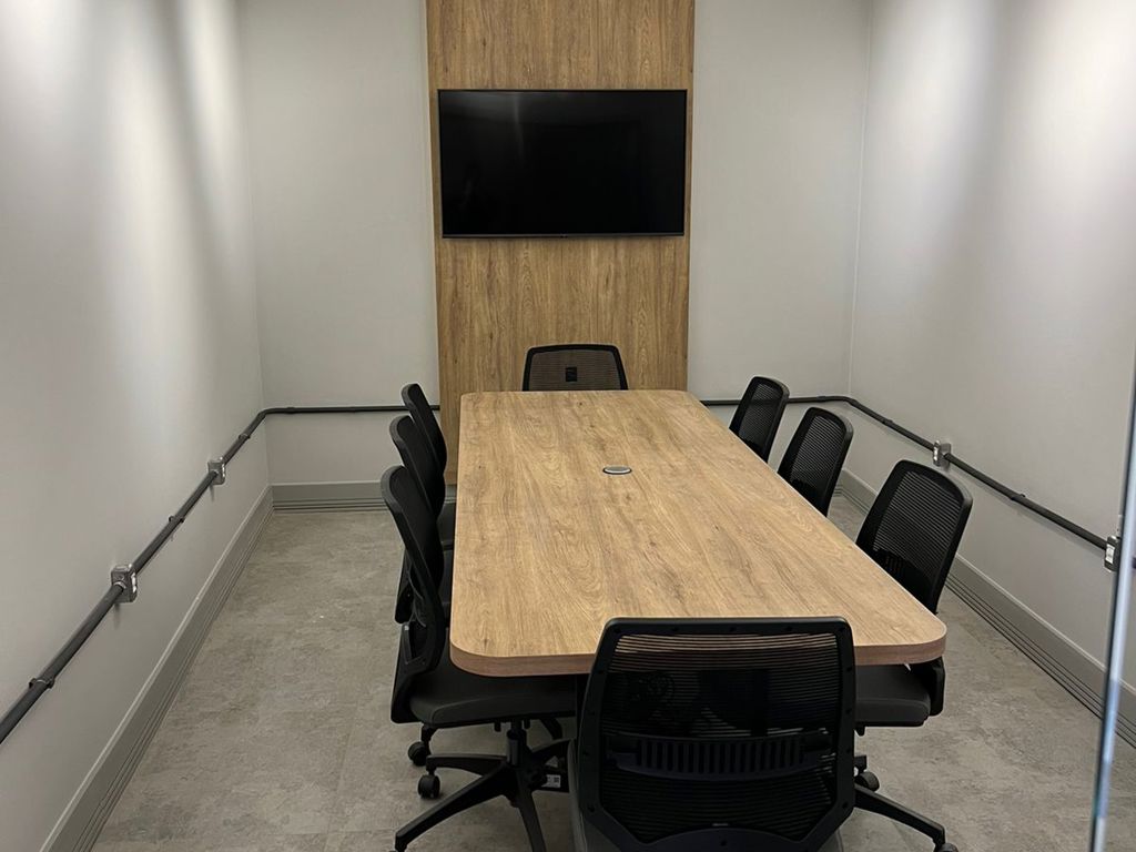 Sala de reunião até 10 pessoas
