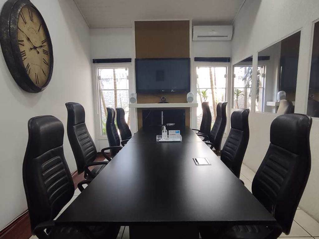 Sala de Reunião (Grande)